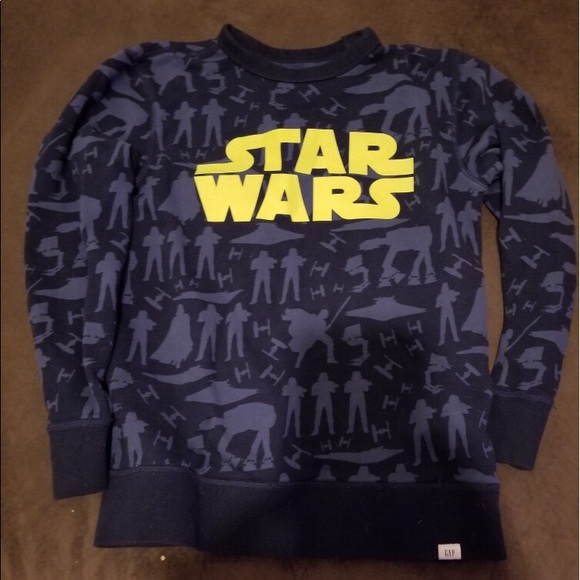 Other - 3/$15🦋👑star wars sweatshirt